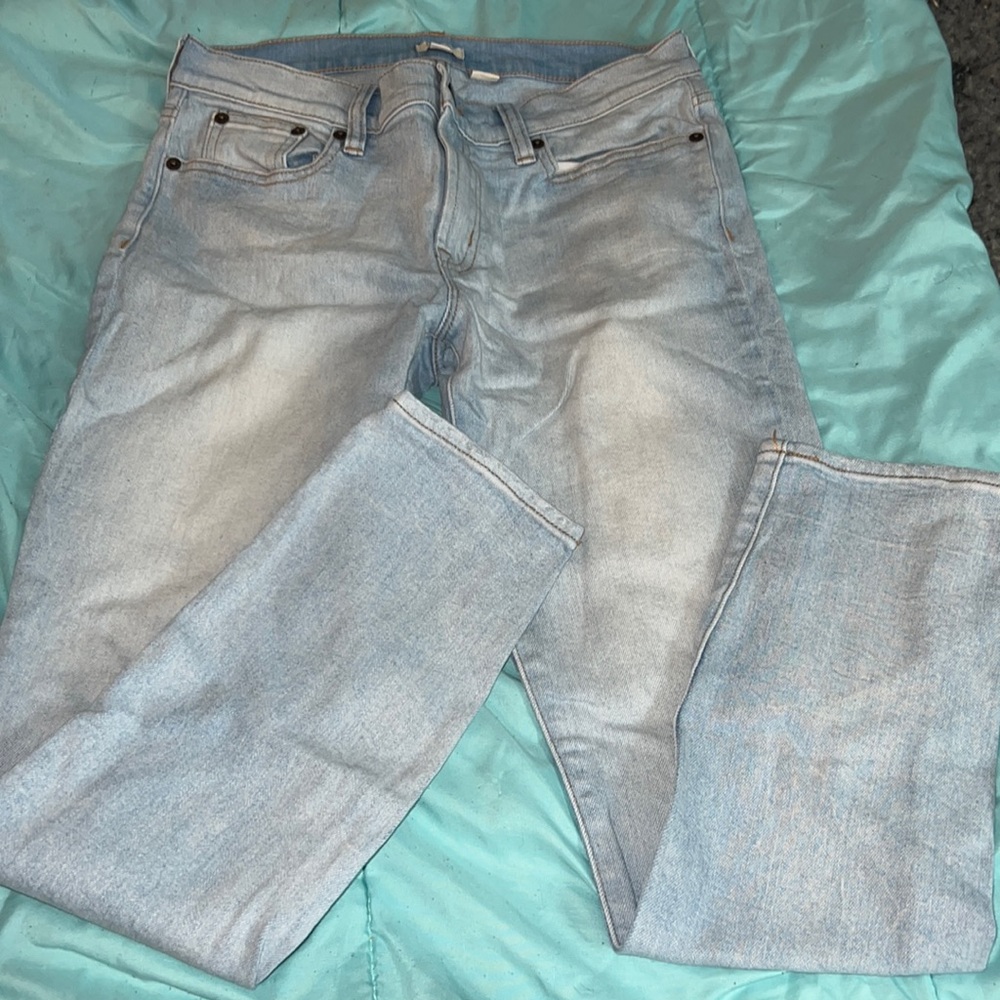 Light Wash Blue Jeans